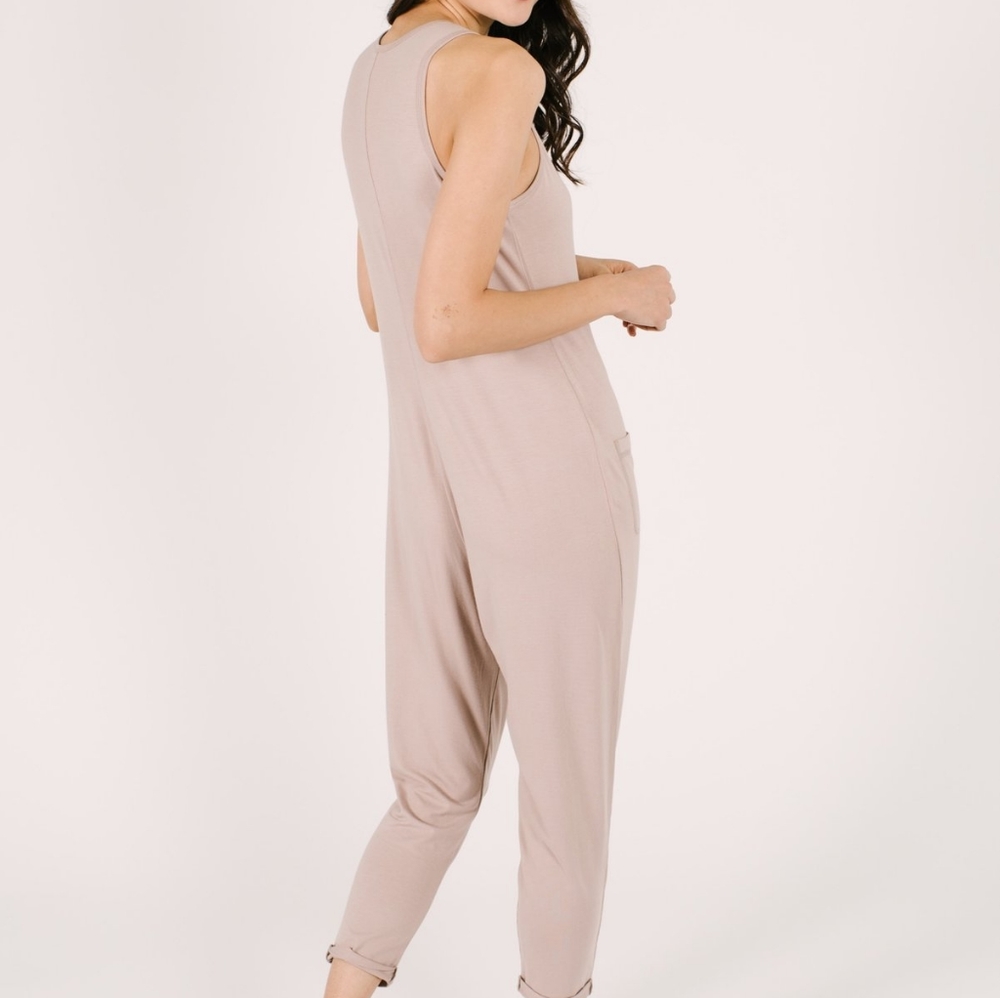 THE SATURDAY ROMPER IN FOREVER FAWN (size 0 - 2)